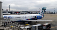 N945AT @ KATL - Atlanta - by Ronald Barker
