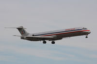 N33502 @ DFW - American Airlines landing at DFW Airport