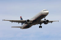 N186US @ DFW - US Airways landing at DFW Airport - by Zane Adams