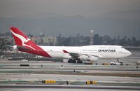 VH-OJM @ KLAX - Boeing 747-400 - by Mark Pasqualino
