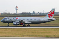 OE-LEF @ VIE - NIKI
