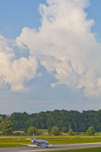D-CVVV @ EDMA - Big thunder storm - by Marc Ulm