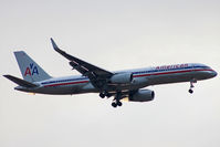 N188AN @ LFPG - Landing - by micka2b