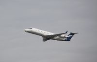 N702BR @ KLAX - CL-600-2B19
