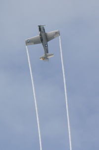 N661NA @ KMCF - A T-28 Trojan (N661NA) performs at MacDill Air Fest - by Jim Donten