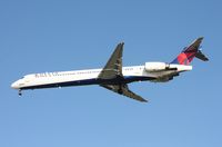N917DN @ TPA - Delta MD-90