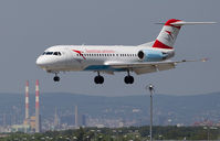 OE-LFG @ LOWW - Austrian Arrows Fokker 70