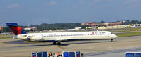 N930DN @ KATL - Taxi ATL - by Ronald Barker