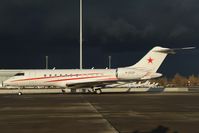M-CCCP @ LOWW - Globalexpress 5000