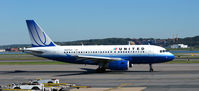 N809UA @ KDCA - Taxi DCA - by Ronald Barker