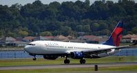 N3769L @ KDCA - Landing DCA - by Ronald Barker