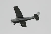 N60155 @ KSRQ - Cessna Skyhawk (N60155) arrives at Sarasota-Bradenton International Airport - by Jim Donten