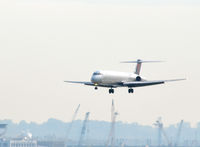 N949DL @ KDCA - Landing DCA - by Ronald Barker