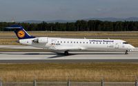 D-ACPK @ EDDF - taxying to the gate - by Friedrich Becker
