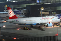 OE-LBW @ VIE - Austrian Airlines