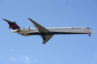 N901DA @ KSRQ - Delta Flight 2298 (N901DA) arrives at Sarasota-Bradenton International Airport following a flight from Hartsfield-Jackson Atlanta International Airport - by Jim Donten