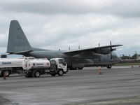 165350 @ OXR - 1992 Lockheed C-130H HERCULES of US NAVY, four Allison T56-A-15 Turboprops 4,046 Hp each - by Doug Robertson