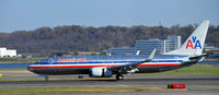 N916AN @ KDCA - Landing DCA - by Ronald Barker