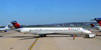 N963DL @ KDCA - DCA VA - by Ronald Barker