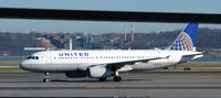 N489UA @ KDCA - Taxi DCA VA - by Ronald Barker