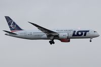 SP-LRA @ LOWW - LOT 787-8 - by Andy Graf - VAP