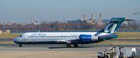 N980AT @ KDCA - Taxi DCA - by Ronald Barker