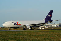 N718FD @ EIDW - Photographed about to depart off Rwy 28 at EIDW. - by Noel Kearney