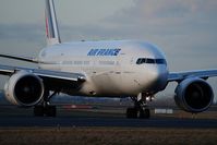 F-GSPE @ LFPG - from Los Angeles - by Jean Goubet-FRENCHSKY