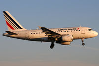 F-GUGD @ WAW - Air France - by Chris Jilli