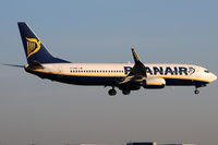 EI-DWA @ WAW - Ryanair - by Chris Jilli