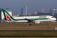 EI-DSC @ WAW - Alitalia - by Chris Jilli