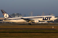 SP-LPG @ WAW - LOT - Polish Airlines - by Chris Jilli