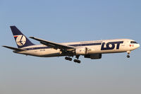 SP-LPB @ WAW - LOT - Polish Airlines - by Joker767