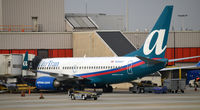 N354AT @ KATL - Atlanta - by Ronald Barker