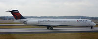 N927DA @ KATL - Taxi Atlanta - by Ronald Barker