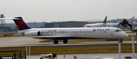 N933DL @ KATL - Taxi Atlanta - by Ronald Barker