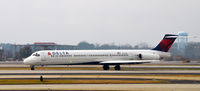 N975DL @ KATL - Taxi Atanta - by Ronald Barker