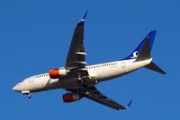 SE-REX @ EGLL - Boeing 737-76N [33418] (SAS Scandinavian Airlines) Home~G 08/12/2012. On approach 27R taken from my back garden.