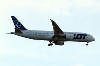 SP-LRA @ EGLL - Boeing 787-8 [35938] (LOT Polish Airlines) Home~G 30/12/2012. Taken on approach 27L.