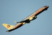 N882AA @ TNCM - N882AA