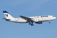 EP-IBH @ LOWW - Iran Air A300B4 - by Andy Graf - VAP