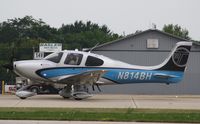 N814BH @ KOSH - Cirrus SR22T - by Mark Pasqualino