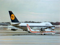 N190SB @ ATL - @ Hartsfield  IAP 1989 - by Thom Conley