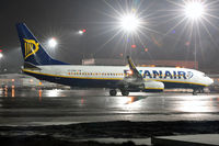 EI-DWB @ EPKK - Ryanair - by Artur Badoń