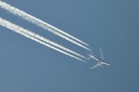 G-BNLJ @ EGFH - British Airways B744 'City of Nottingham' south westbound over Swansea Airport at 32000 feet. - by Roger Winser