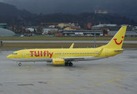 D-ATUL @ LOWS - TUIfly Boeing 737