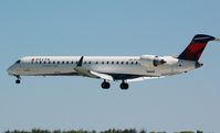 N912XJ @ KBWI - DL Connection CL900 - by FerryPNL