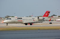N8980A @ KFLL - NW Airlink CL200 - by FerryPNL