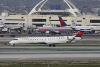 N689CA @ KLAX - CL600-2D24