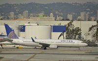 N39418 @ KLAX - Departing LAX - by Todd Royer